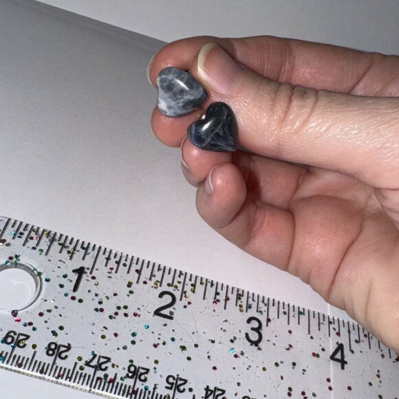 12 Mm Heart Shaped Sodalite Post Earrings - Picture 10 of 12